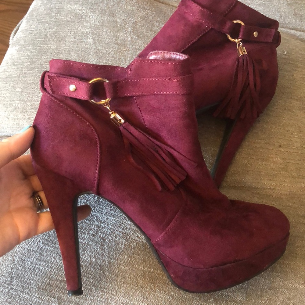 Burgundy AGACI 4.5in heels